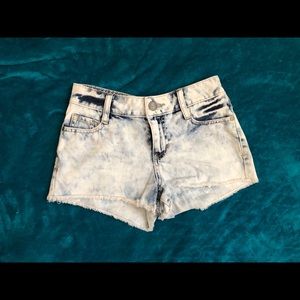 Bleached shorts